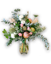 Load image into Gallery viewer, Blushing Bush Beauty Bouquet